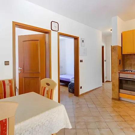 Appartement In 14848